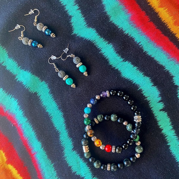 Silver with assorted stones bracelet & earring set - Picture 1 of 4